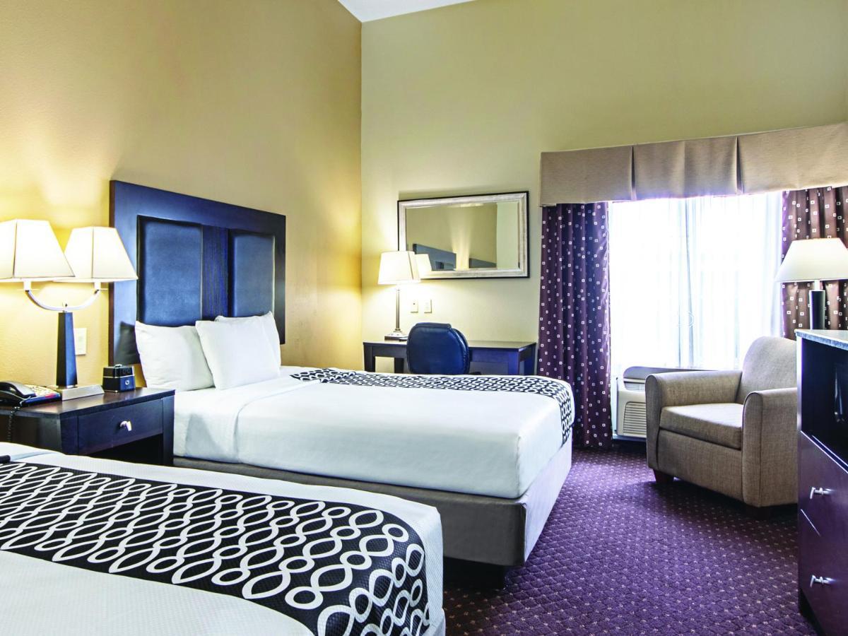 La Quinta By Wyndham Houston New Caney Buitenkant foto