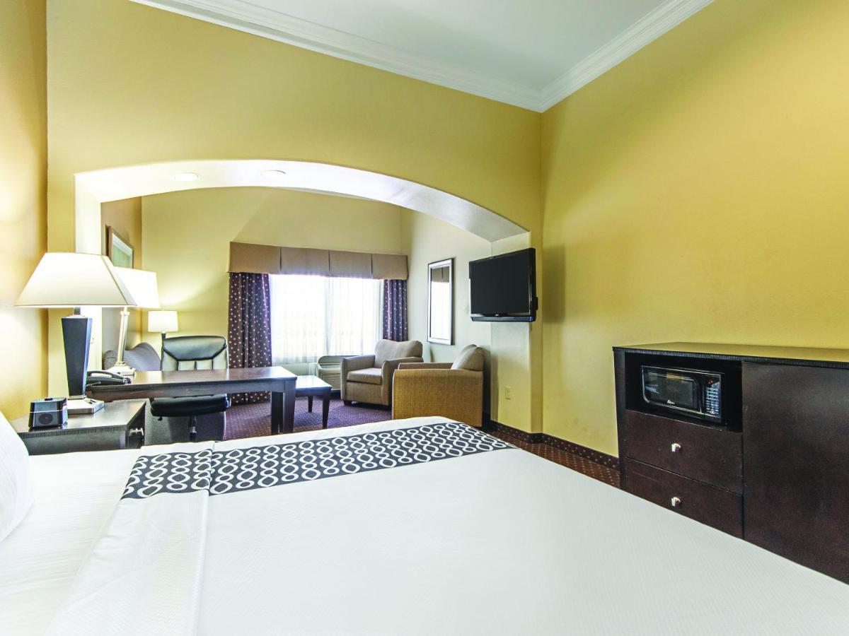 La Quinta By Wyndham Houston New Caney Buitenkant foto